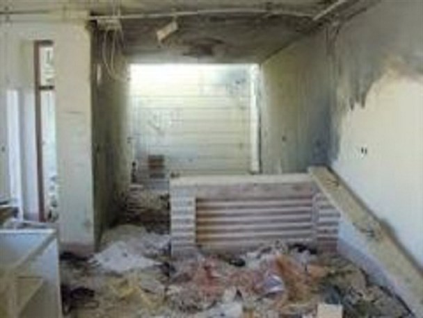 انفجار در ساختمان پنج طبقه خیابان اشراق اصفهان/ پنج جوان و نوجوان راهی بیمارستان شدند