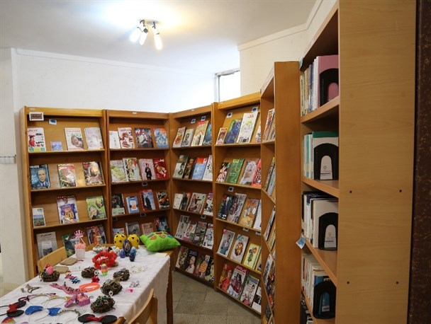اجرای طرح کتابخانه گردی در محمودآباد