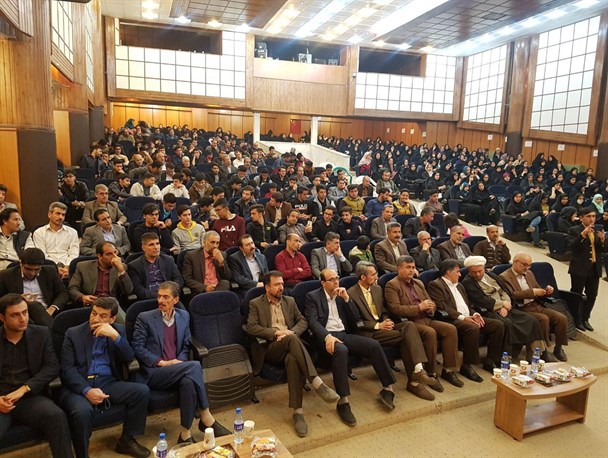آهنگ برای مراسم ستارگان باید لطیف و ظریف باشد/موسیقی لهو و لعب مناسب مراسم تجلیل از ستارگان نیست