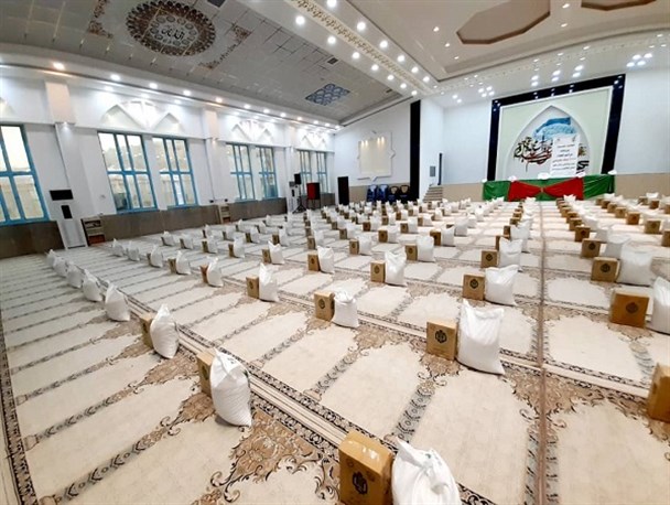 اهدای ۱۰۰۰ بسته معیشتی به خانواده‌های نیازمند زندانی کهگیلویه‌وبویراحمد+تصاویر