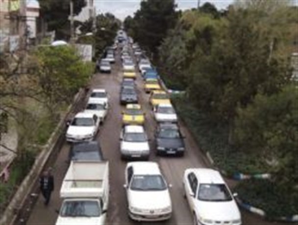 عکس/ نمایی از ترافیک در شهر پارس آباد مغان