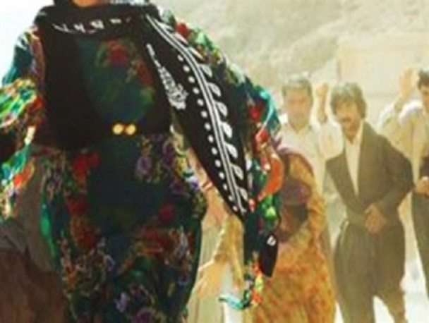 البسه محلی الگوهایی برای شکل گیری طرحواره لباس ملی/ لباس کهن کرمانشاهیان "آنتی تز " آنارشیسم پوشش انسانی