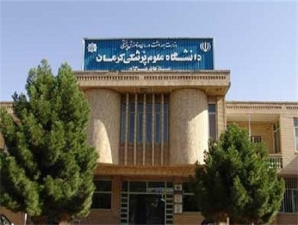 ۳۰۲ های عهد عتیق برای حمل و نقل دانشجویان/ دست و پاهایی که از لیزی کفپوش سالن ورزشی شکسته می شود