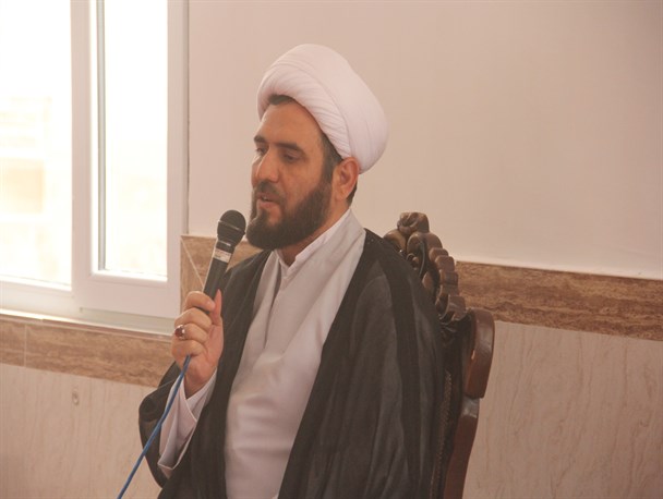 خون شهداء ضامن بقای انقلاب است / نقش برگزاری یادواره شهدا در نشر فرهنگ ایثار و شهادت