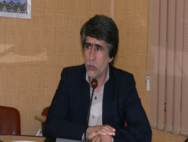 هدایت 51 درصد دانش آموزان به رشته های فنی/تجلیل از 23 معلم نمونه بیجاری در هفته معلم