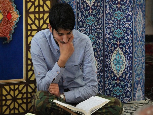 خلوتی عاشقانه با خدا در دعای ام داوود/ وداع ۱۳۳۶ معتکف خلیل آبادی با اعتکاف ۹۶