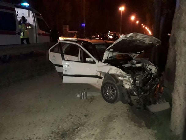 برخورد شدید پژو پارس با گاردریل جاده گرگان – کردکوی
