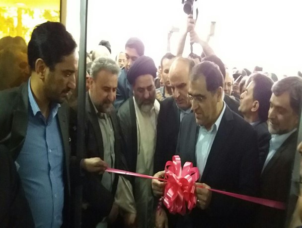 خط و نشان وزیر برای منتقدین: تعبیری که در ذهنم هست را نمی گویم اما برخی سلولهای مغزشان نا امیدی پخش می کند/ امام جمعه اسلام آبادغرب: حق این مردم جنگ زده بیش از اینهاست