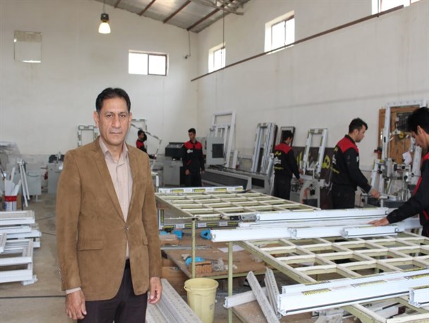 بروکراسی های اداری مانع تولید داخلی حذف شوند