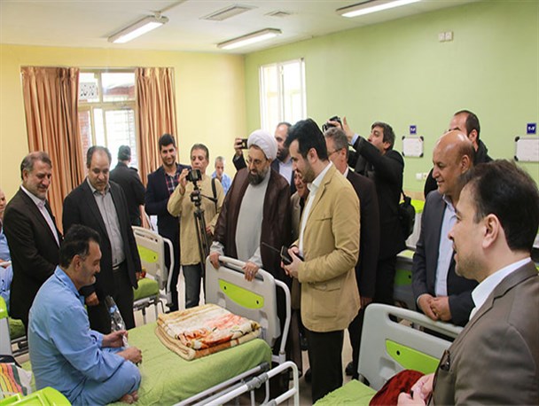 دیدار جمعی از مسئولان شهرستان شهریار با جانبازان بیمارستان میلاد+تصاویر
