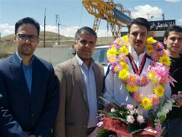 جوان "آرنیس" کار تکابی قهرمان جهان شد