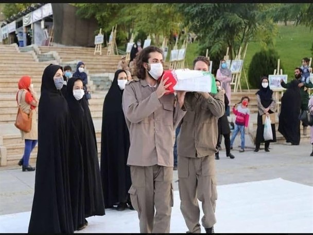 بار اصلی جهاد تبیین بر دوش اهالی هنر انقلاب است/ نمایش خیابانی مسئله‌محور و گره‌گشاست