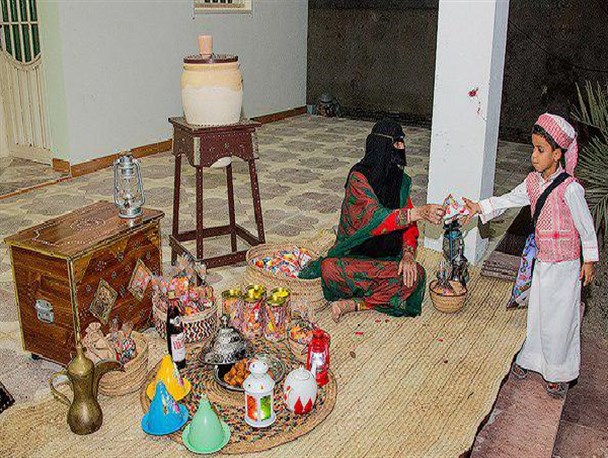 ماه رمضان با غباررویی در مساجد آغاز و با زدودن کدورت ها در جشن آشتی کنان پایان می یابد