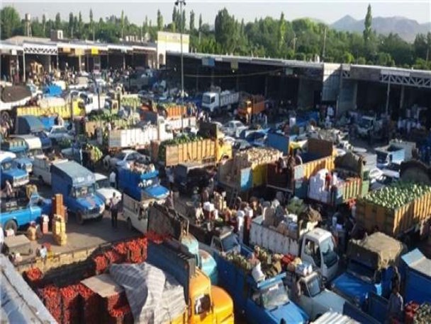 دلالی در میدان میوه تره بار زنجان قیمت‌ها را صعودی می‌کند/ ایجاد بازارهای موازی راهکار استانداری برای کنترل قیمت‌ها در بازار میوه
