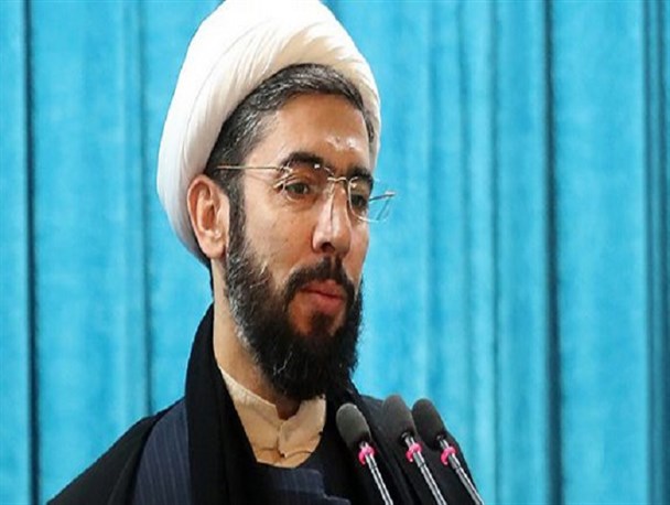 شرکت ۳۰۰ هزار نفری دانشجویان در جشنواره های قرآنی سال گذشته