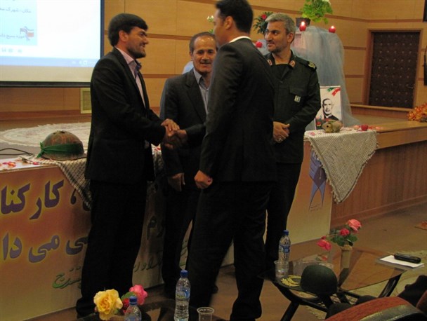 برگزاری  یادواره دانشجویی شهدای پیشمرگ مسلمان کُرد در دانشگاه آزاد اسلامی واحد سنندج/عکس