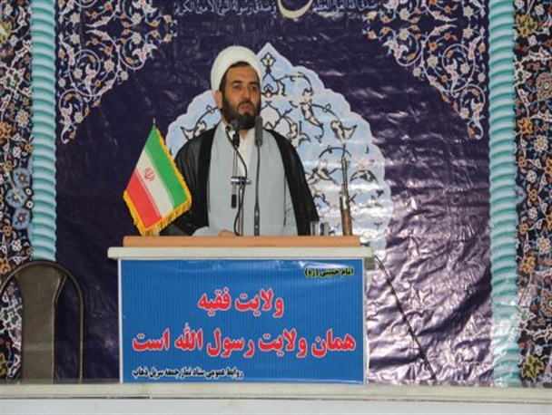 تنها راه نجات ملتها ایستادگی دربرابر ظلم است