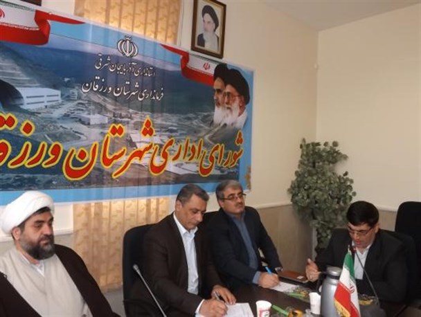 ضرورت ایجاد پایانه مسافربری در ورزقان/ راه نامناسب دلیل توسعه‌نیافتگی ورزقان