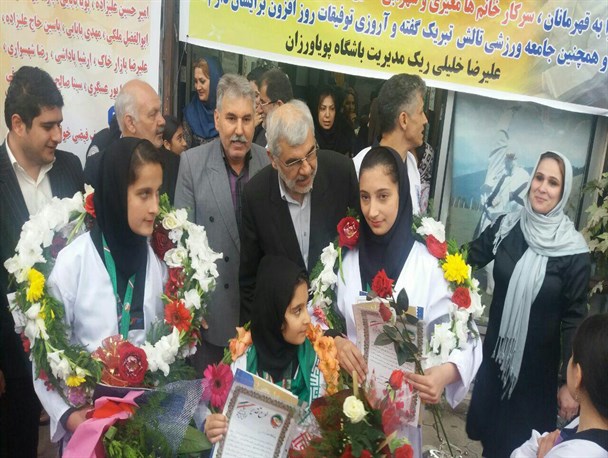 کسب عناوین برتر دختران تالشی در مسابقات تکواندو قهرمانی کشور