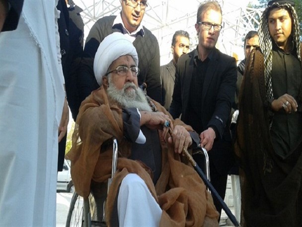 مراسم تشییع شاعر نامدار خوزستانی در جزیره مینو برگزار شد