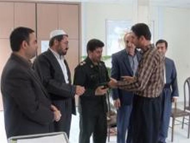 جانبازان شاغل در ادارات شهرستان روانسر مورد تجلیل قرار گرفتند