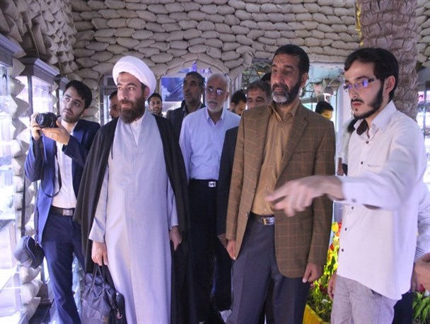 بازدید سردار یکتا از گنجینه ایثار و شهادت اردکان+تصاویر