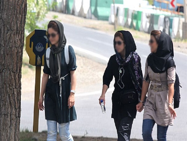 روح علم جویی در دانشگاه‌های ما مرده است/ مدرک‌های کیلویی آزاد و پیام نور در کجای اسلام می‌گنجد؟!