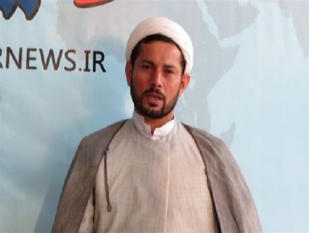 سخن گفتن خواص مقابل فرمایش ولایت بدعت است و موجب رخنه در بین مردم می شود