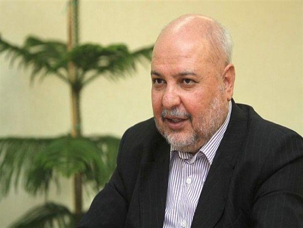 نگاه دولت به خارج از کشور است/فاصله طبقاتی در این دولت بیشتر شده است
