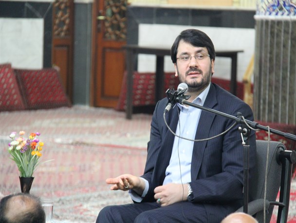 نحوه مدیریت دولت بازگشت به قبل از سال ۵۲ است/ دولت درآمد ۳۵  هزار میلیاردی هدفمندی یارانه ها را به مردم برنگرداند