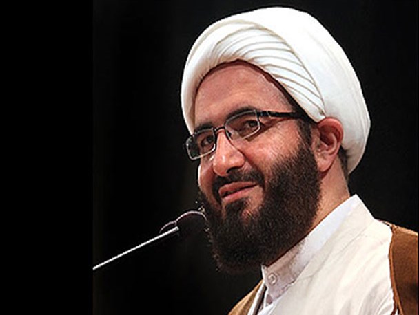 متاسفانه مخاطبان نمازجمعه ثابت و عده ای خاص و بعضا از یک جناح هستند