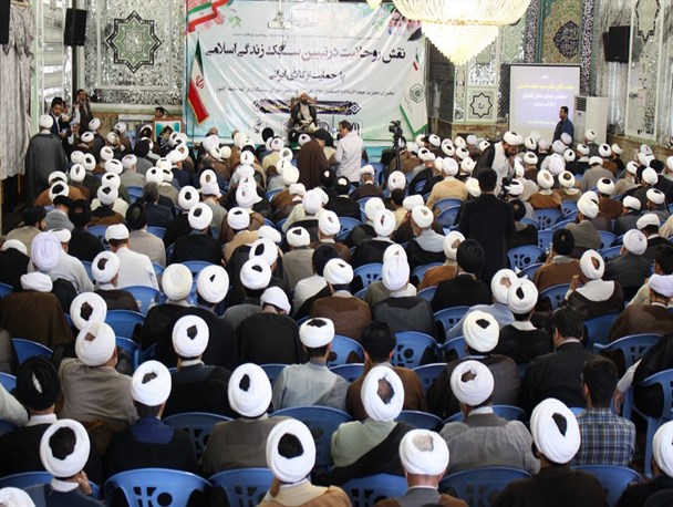 گزارش تصویری/ همایش بزرگ مبلّیغین با عنوان "نقش روحانیت در تبیین سبک زندگی اسلامی"