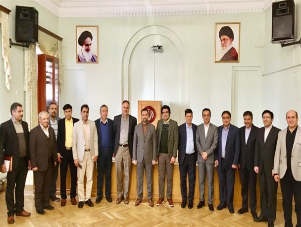 تجار چوب ارمنستان به ملایر سفر می کنند