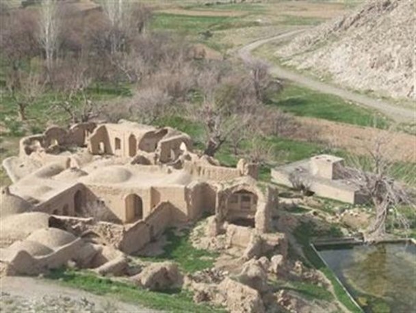 تنها 30درصد مردم روستای بیدستان توانسته اند خانه هایشان را بعد از زلزله تکمیل کنند