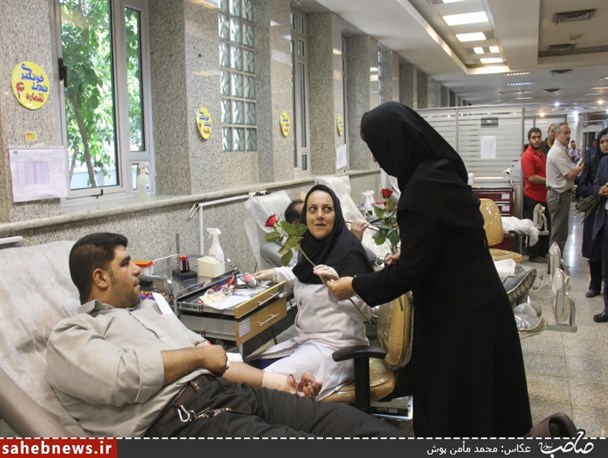 تقدیر از اهداکنندگان خون در روز جهانی انتقال خون/ تصاویر