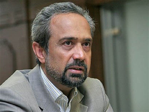 بهره وری و بکارگیری منابع انسانی باید جایگزین درآمدهای نفتی شود