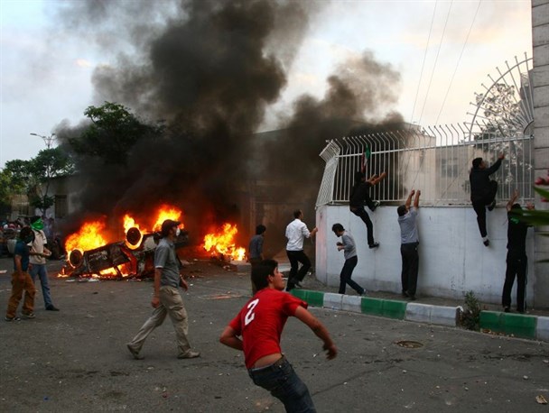 بررسی انواع باغیان و چگونگی برخورد با آن‌ها/ ماهیت قانونی جرم بغی چیست؟