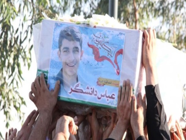 عباس نمونه جوان مومن انقلابی