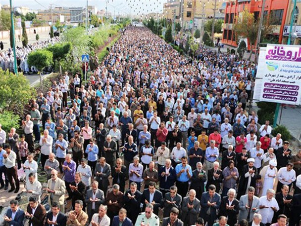عید فطر، عید کسی است که نماز و روزه او مقبول درگاه الهی واقع شده است/عید فطر روز گردهمایی مسلمانان است