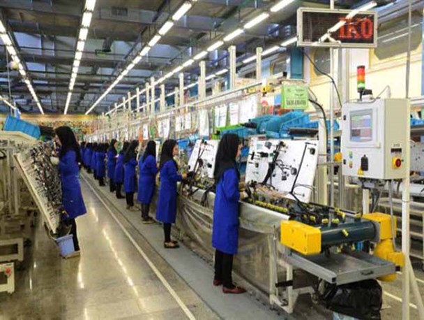 نیروی کار جوان ظرفیتی که باید در اولویت باشد/ دانش بنیانی، روندی که داخلی سازی قطعات در صنعت خودرو را محقق می‌کند