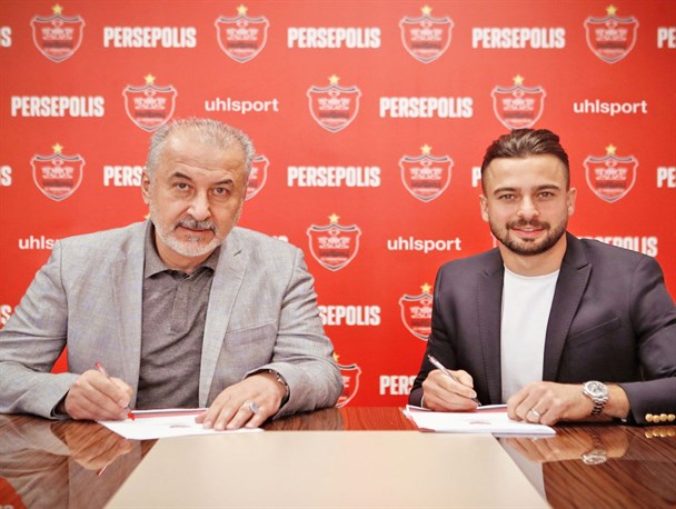 رفیعی به پرسپولیس پیوست/ بازگشت آقای شماره ۷ به جمع سرخ‌ها