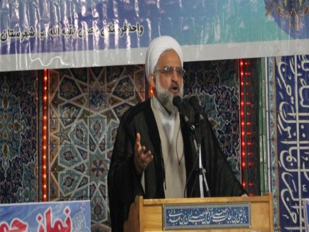 لزوم توجه به مشکلات دفن زباله در جنگل چالوس/ حقوق‌های نجومی ریشه در اشرافی‌گری مسئولان دارد