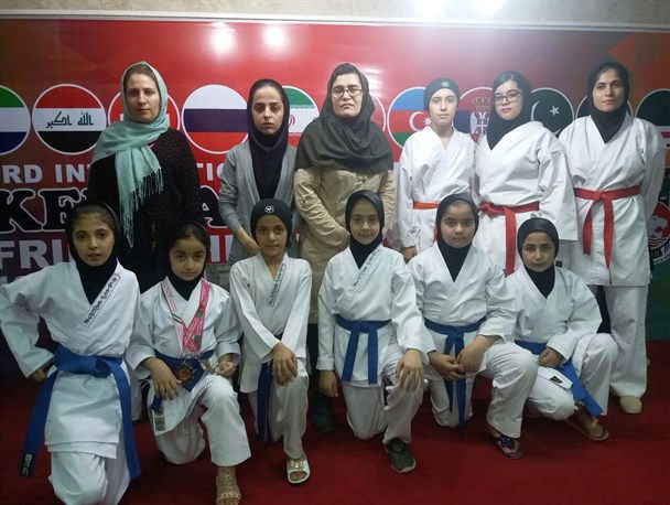 کسب 12 مقام مختلف توسط کاراته کاران بانو شهرستان پاوه
