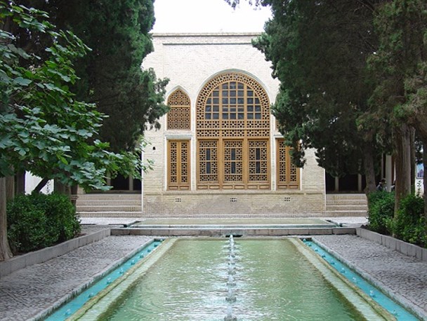 آماده سازی و مرمت مجموعه جهانی باغ تاریخی فین