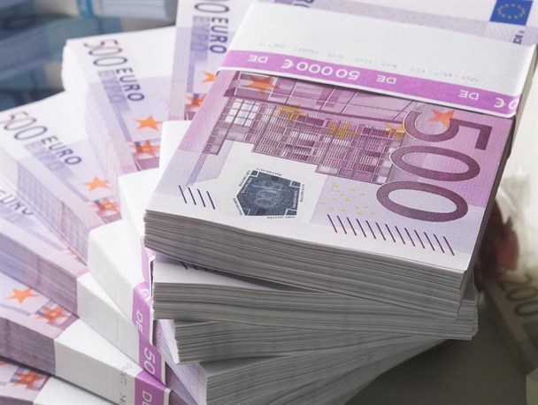 پرداخت بیش از ۱.۳ میلیارد تومان تسهیلات به مشاغل آسیب دیده از کرونا در کرمانشاه