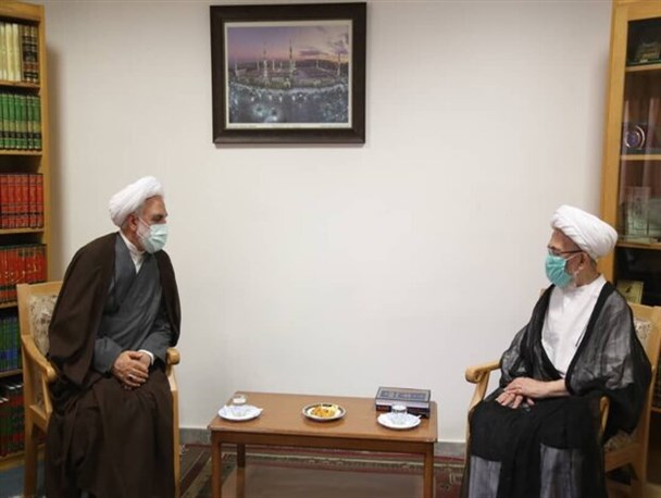 دستگاه قضا مسیر تحول را با قدرت ادامه دهد/ قوه قضائیه امنیت قضائی و اقتصادی را در کشور فراهم کند