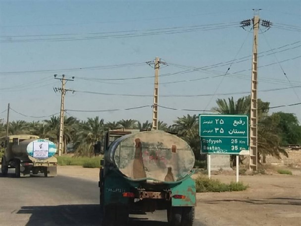 بار بر زمین مانده ۳۰ سال مدیریت لیبرال و ۸ سال دولت مختل / سپاه و بسیج در حال آبرسانی موقت و دائم + فیلم و عکس