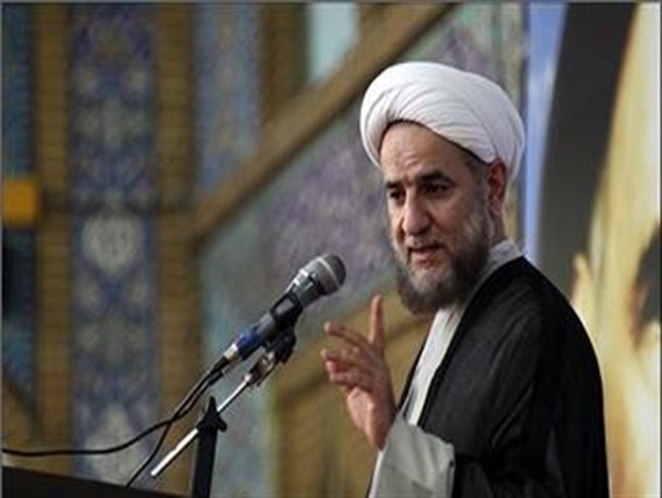 غزه امروز تاوان پیروی از تفکرات حضرت امام و آقا را می پردازد/اگر کسی بگوید غزه به من ربطی ندارد مسلمان نیست/دشمن برای هفت نسل ما برنامه ریزی کرده است