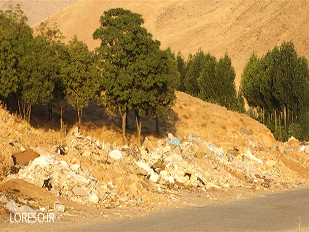 تجمع نخاله‌های ساختمانی در اطراف پارک باباداوود الشتر