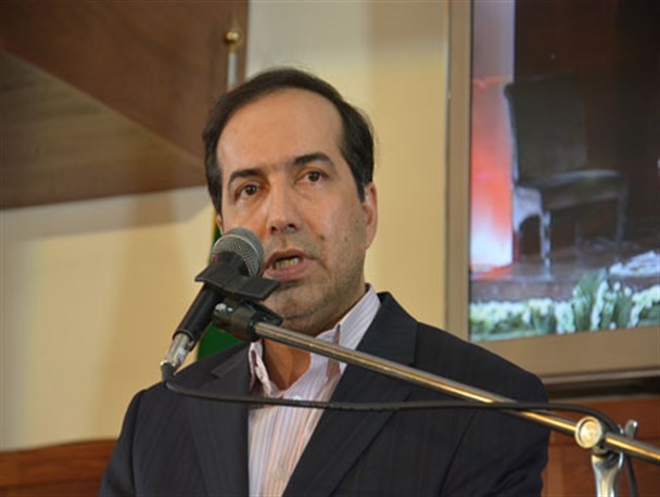 بگم بگم‌ها راه مبارزه با فساد نیست/ مبارزه با رانت در پاسخگویی شفاف امکان پذیر است
